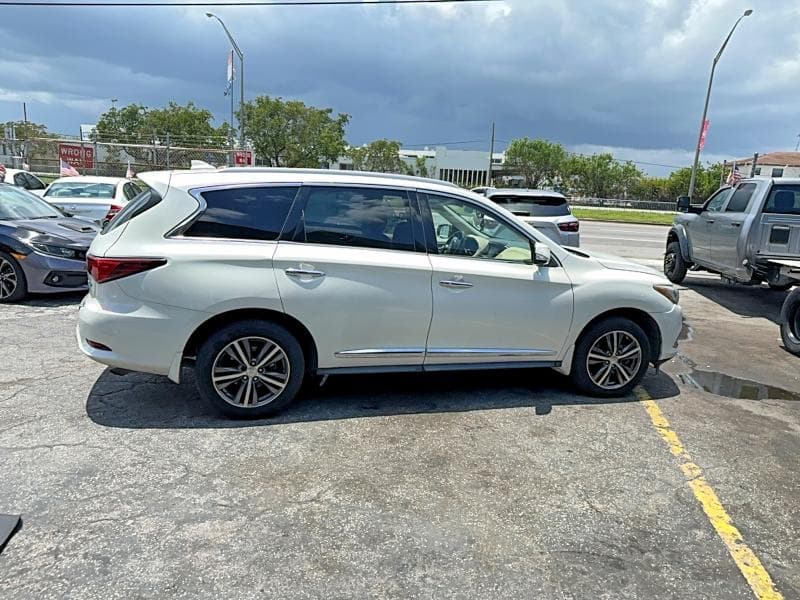 2019 INFINITI QX60 LUXE LUXE 13