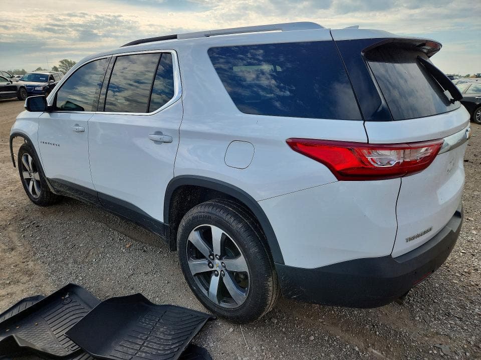 2018 CHEVROLET TRAVERSE LT LT 2