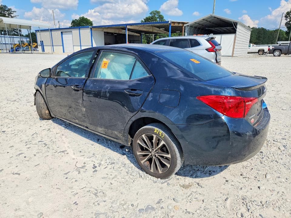 2017 TOYOTA COROLLA SE 2