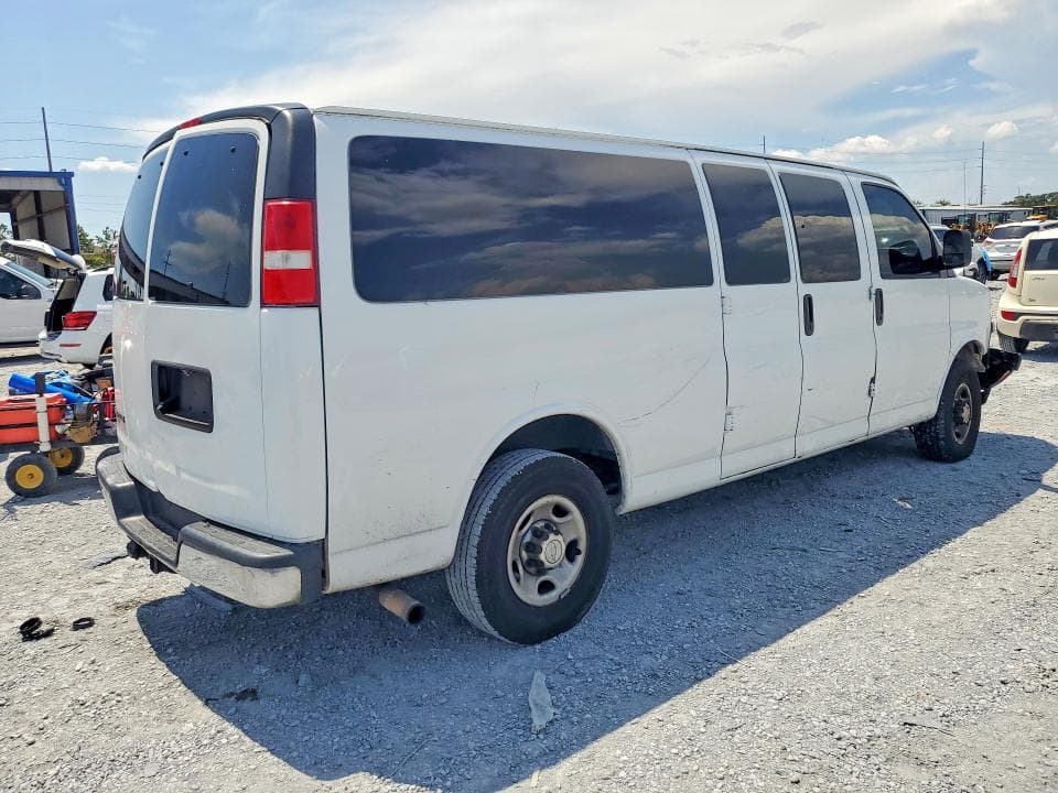 2019 CHEVROLET EXPRESS G3500 LT 3