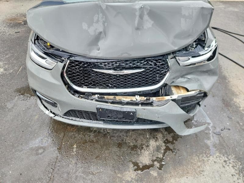 2021 CHRYSLER PACIFICA TOURING L 12