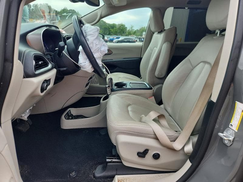 2021 CHRYSLER PACIFICA TOURING L 7