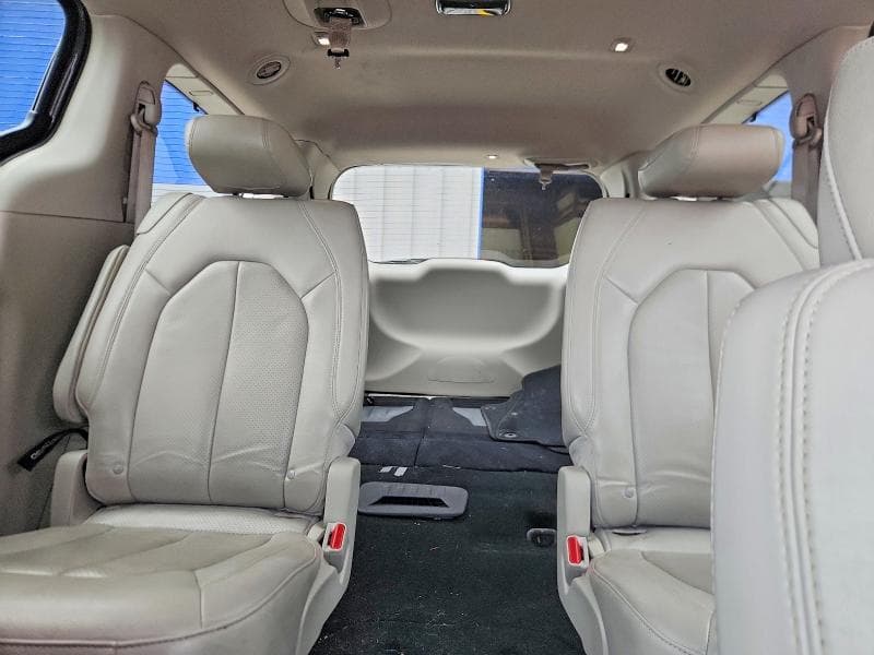 2021 CHRYSLER PACIFICA TOURING L 10
