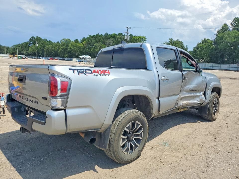 2023 TOYOTA TACOMA TRD SPORT 3