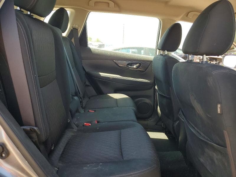2018 NISSAN ROGUE S 11
