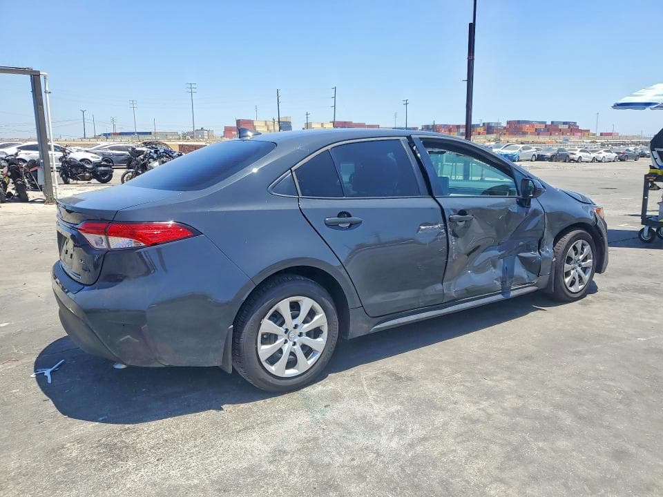 2026 TOYOTA COROLLA LE 3