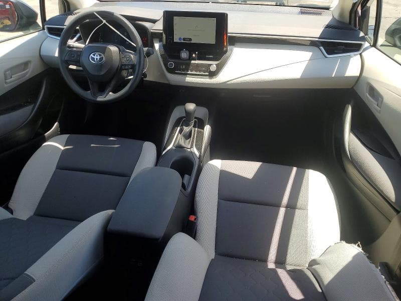 2026 TOYOTA COROLLA LE 8