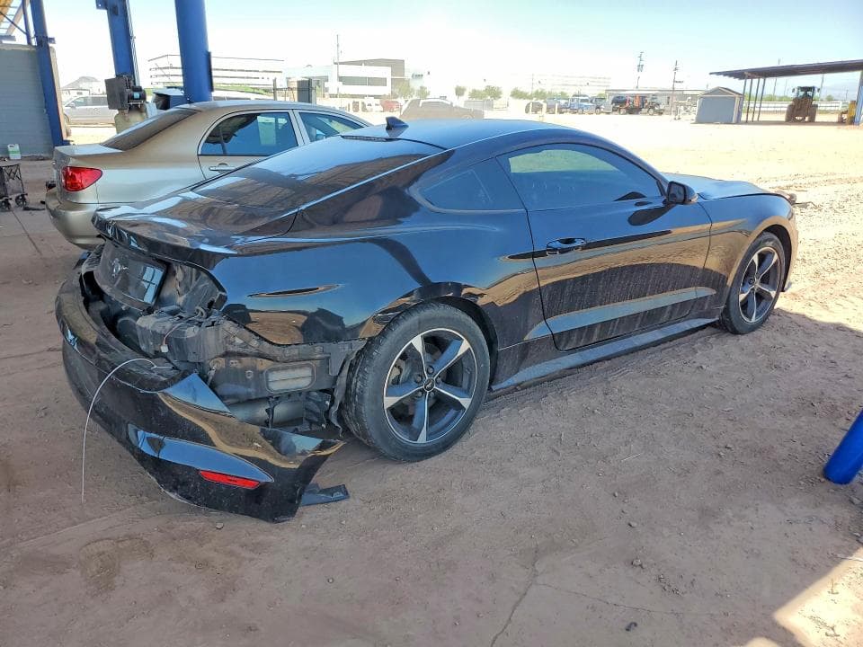 2020 FORD MUSTANG 3