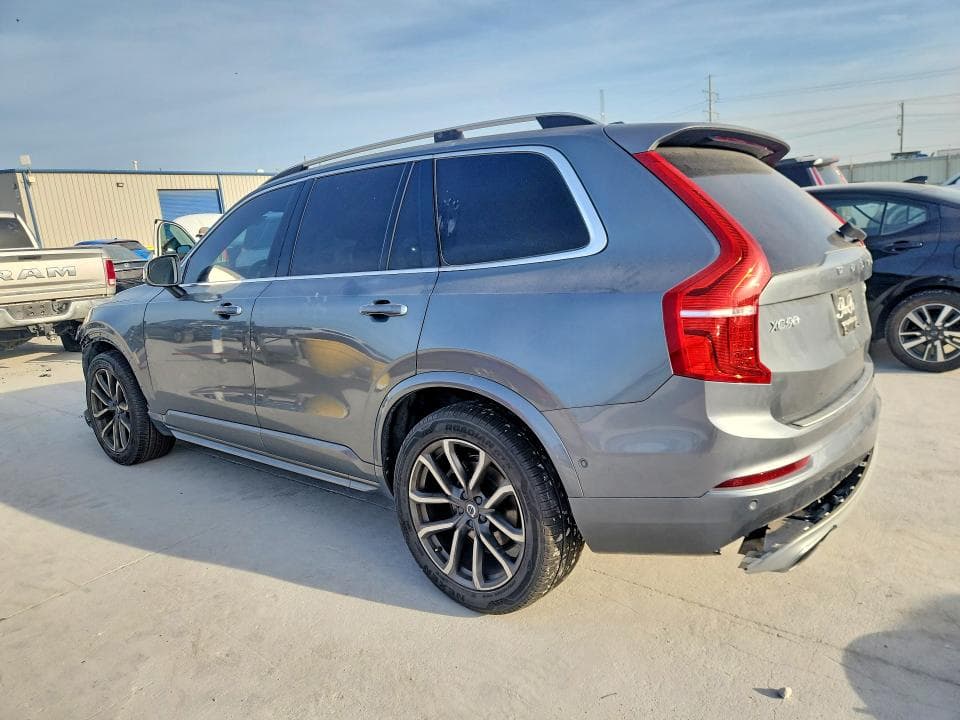 2018 VOLVO XC90 T6 2