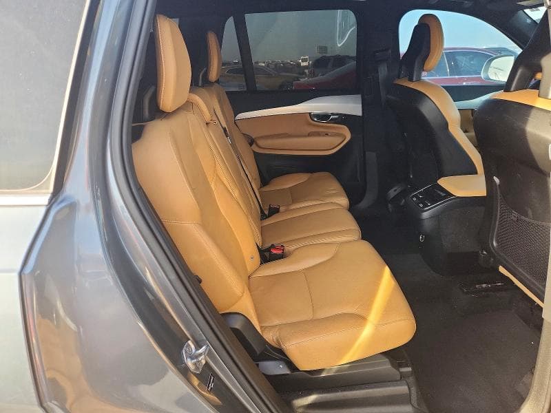 2018 VOLVO XC90 T6 11