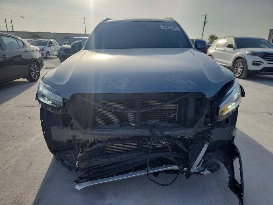 2018 VOLVO XC90 T6 5