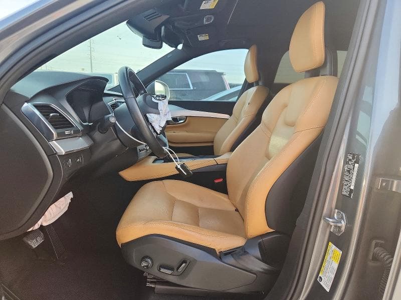 2018 VOLVO XC90 T6 7