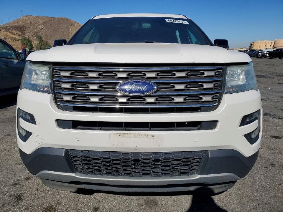 2017 FORD EXPLORER XLT 5