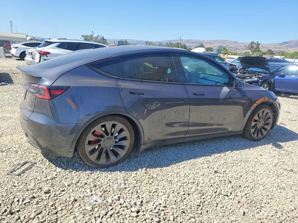 2023 TESLA MODEL Y 3