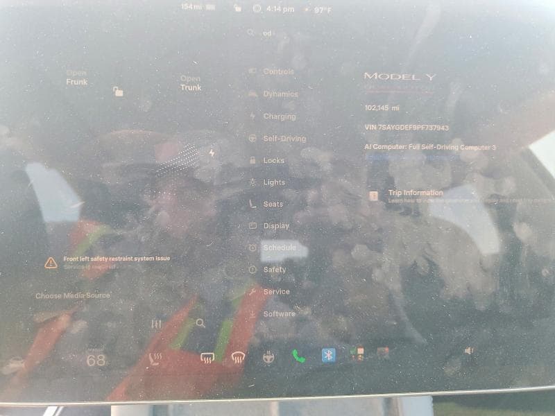2023 TESLA MODEL Y 9