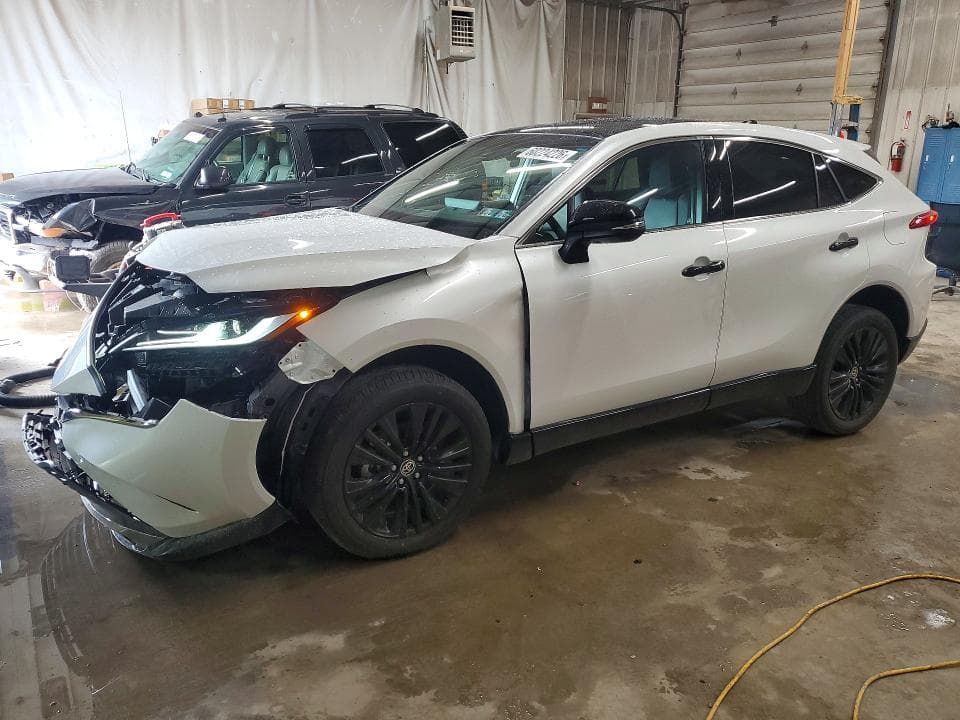 2023 TOYOTA VENZA NIGHTSHADE EDITION - 1