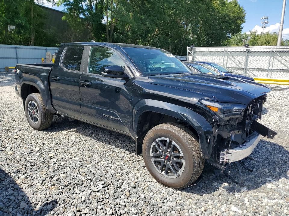 2024 TOYOTA TACOMA TRD SPORT 4