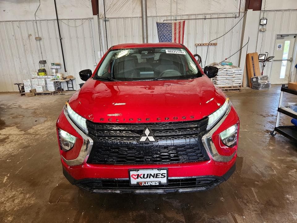 2024 MITSUBISHI ECLIPSE CROSS LE 5