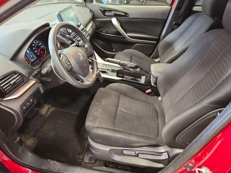 2024 MITSUBISHI ECLIPSE CROSS LE 7
