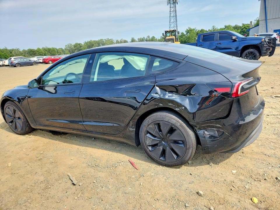 2025 TESLA MODEL 3 2