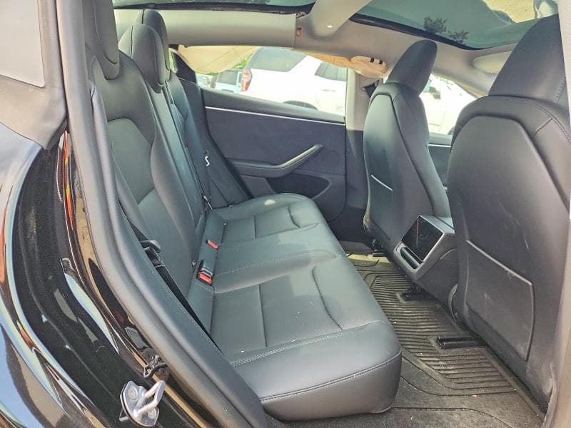 2025 TESLA MODEL 3 10