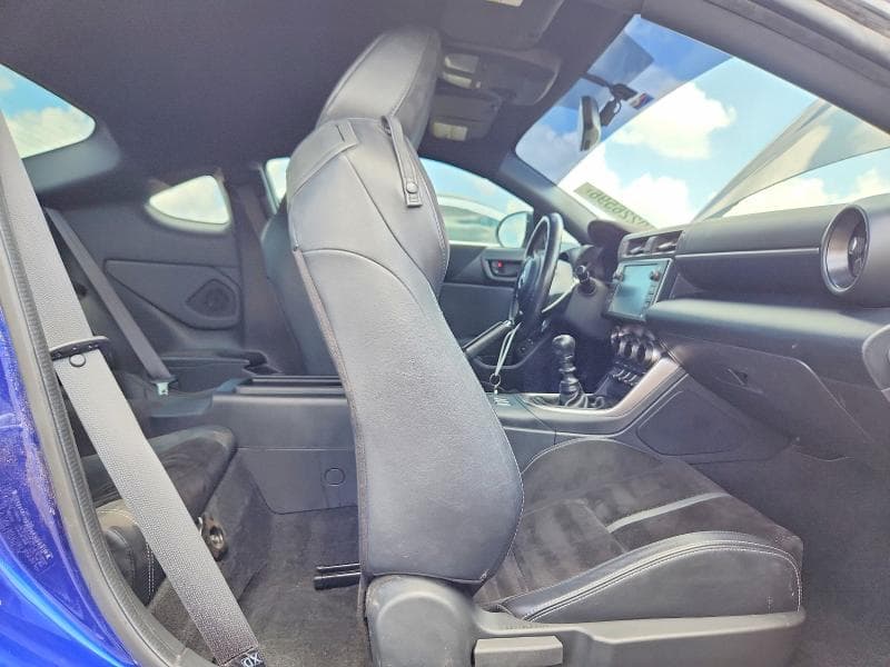 2022 TOYOTA GR 86 PREMIUM 10