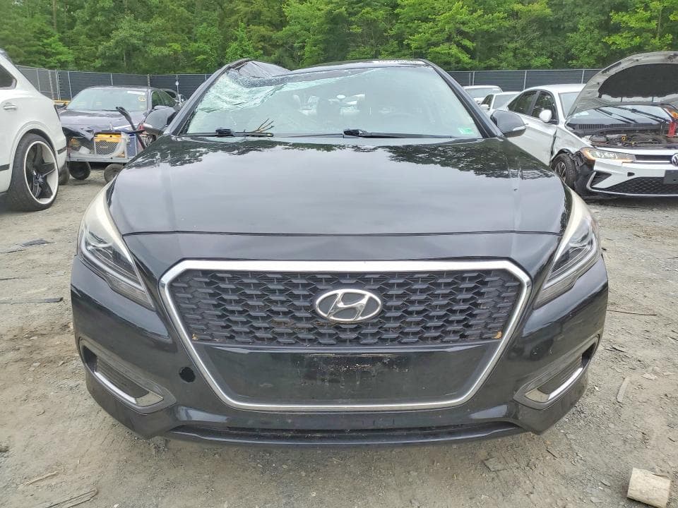 2017 HYUNDAI SONATA HYBRID LIMITED 5