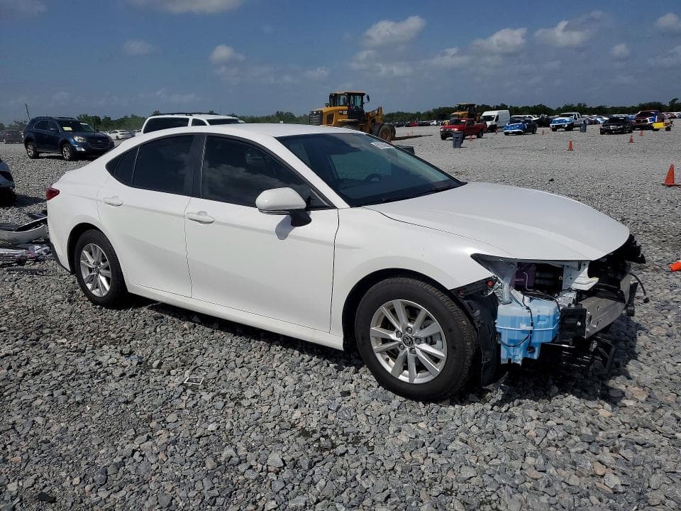 2025 TOYOTA CAMRY LE 4