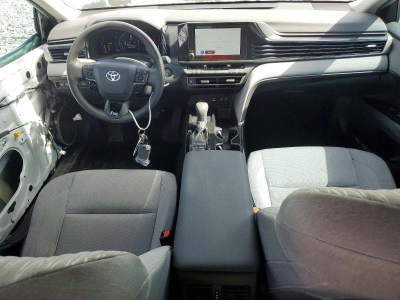 2025 TOYOTA CAMRY LE 8