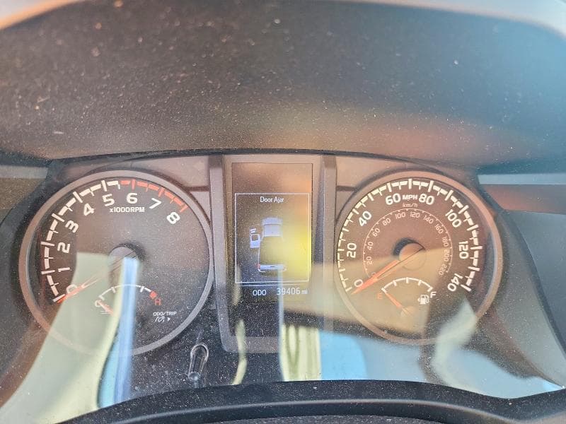 2018 TOYOTA TACOMA SR SR 9