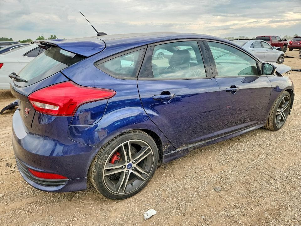 2017 FORD FOCUS ST 3