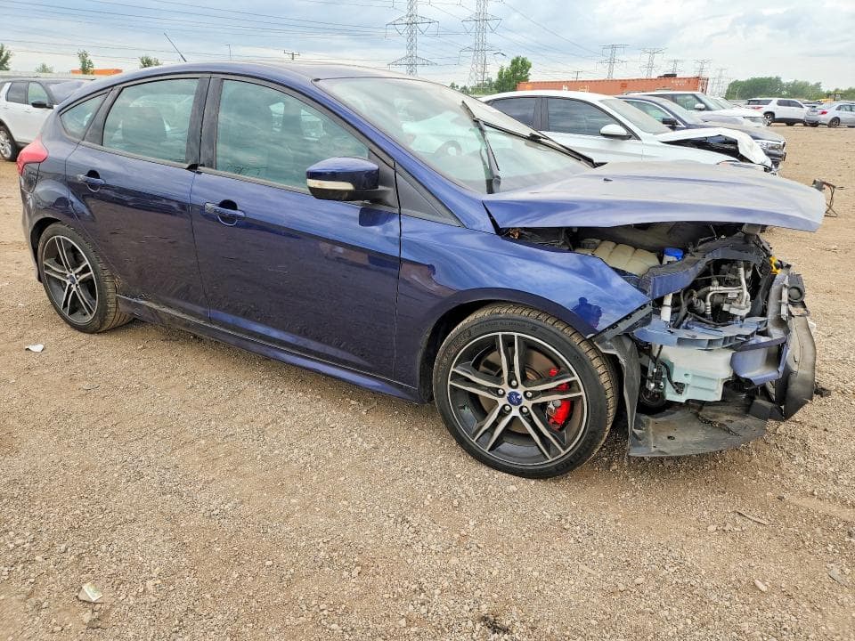 2017 FORD FOCUS ST 4