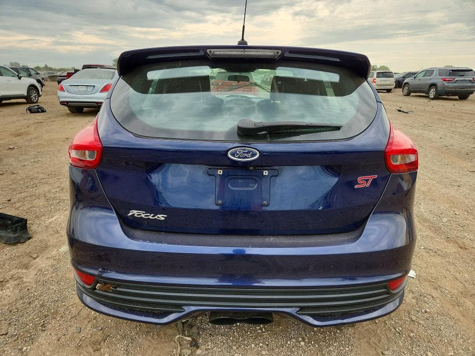 2017 FORD FOCUS ST 6