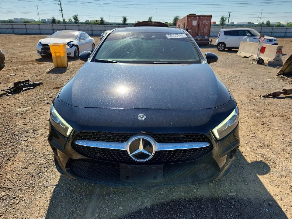 2019 MERCEDES-BENZ A 220 4MATIC 5
