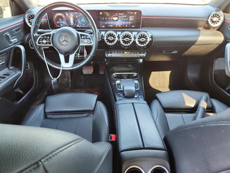 2019 MERCEDES-BENZ A 220 4MATIC 8