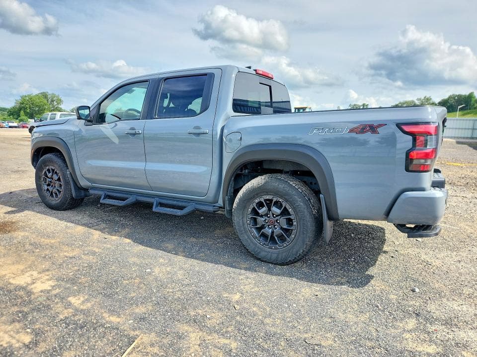 2024 NISSAN FRONTIER PRO-4X 2