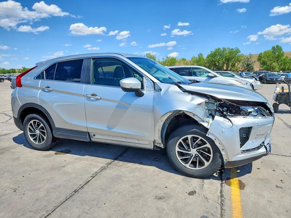 2020 MITSUBISHI ECLIPSE CROSS ES ES 4