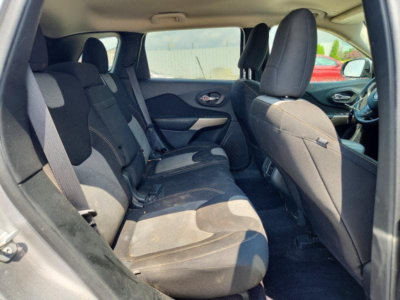 2018 JEEP CHEROKEE LATITUDE 10