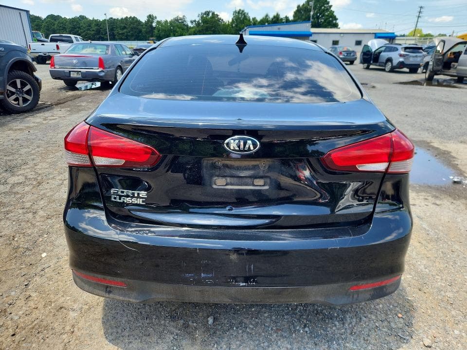 2018 KIA FORTE LX 6