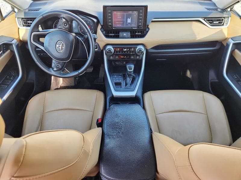 2020 TOYOTA RAV4 XLE PREMIUM 8