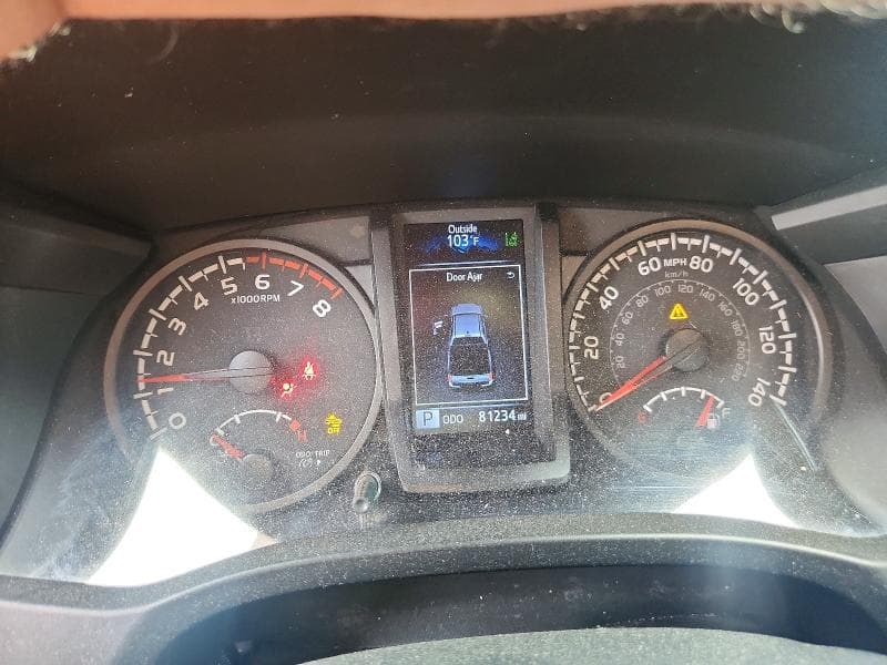 2020 TOYOTA TACOMA SR 9
