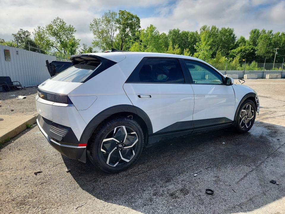 2022 HYUNDAI IONIQ 5 SE 3
