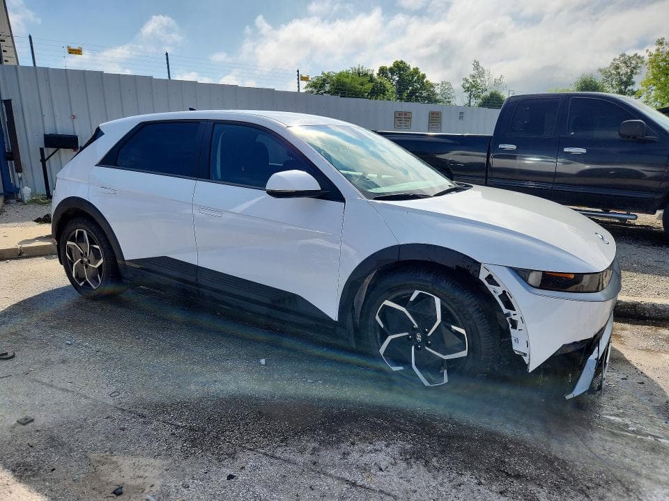 2022 HYUNDAI IONIQ 5 SE 4