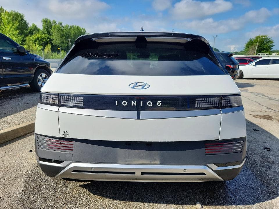 2022 HYUNDAI IONIQ 5 SE 6