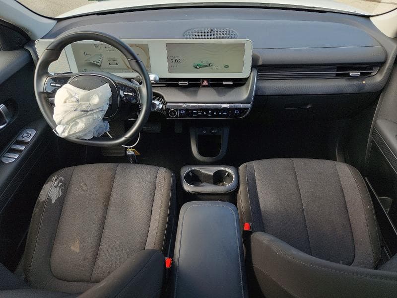 2022 HYUNDAI IONIQ 5 SE 8