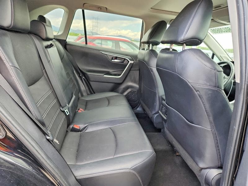 2019 TOYOTA RAV4 LIMITED 11