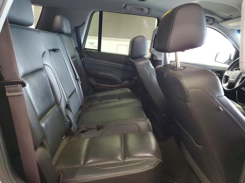 2017 GMC YUKON SLT 11