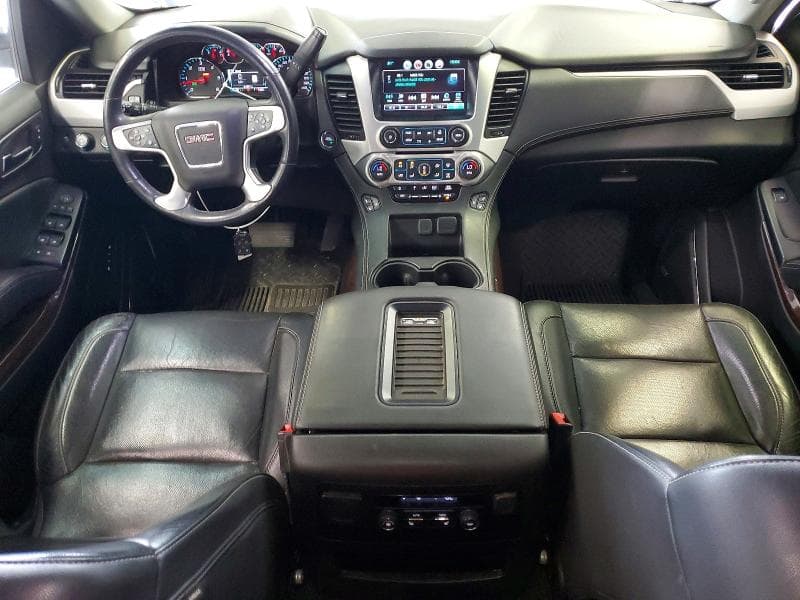 2017 GMC YUKON SLT 8