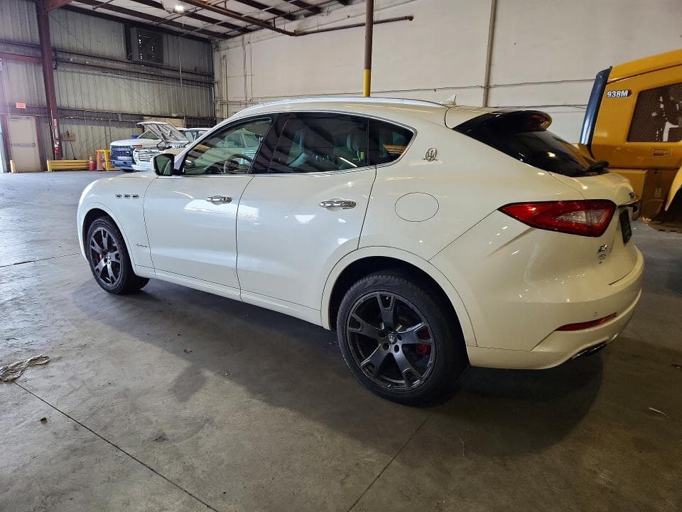 2018 MASERATI LEVANTE S LUXURY 2
