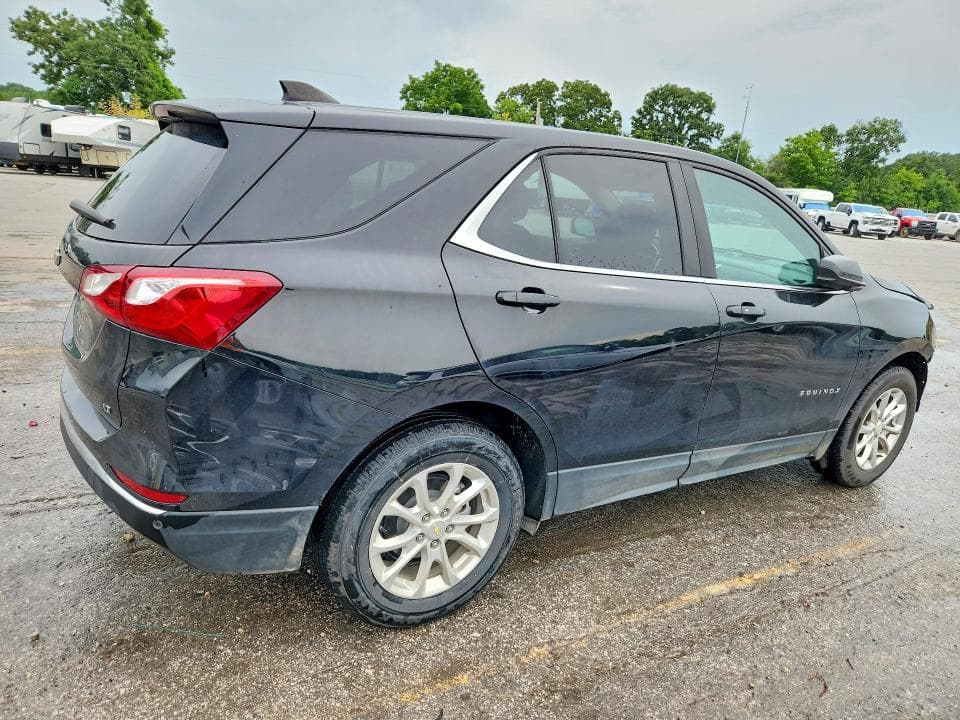 2021 CHEVROLET EQUINOX LT 3